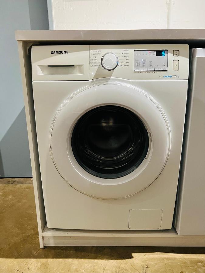 City Living Apartment 119 - Washer, 4K Tv, Fast Wifi, & Sunny Balcony 约翰内斯堡 外观 照片
