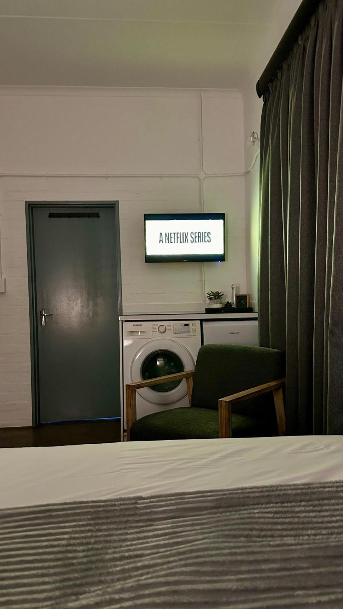 City Living Apartment 119 - Washer, 4K Tv, Fast Wifi, & Sunny Balcony 约翰内斯堡 外观 照片